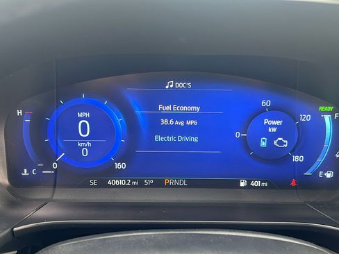 Used 2022 Ford Escape Titanium w/ Class II Trailer Tow Package image 19