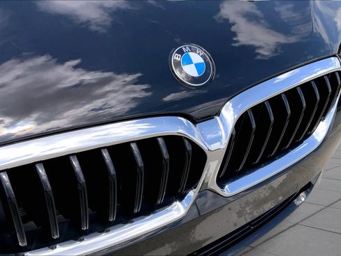 Used 2023 BMW 530i w/ Convenience Package RWD image 28
