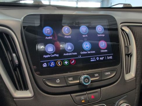 Used 2022 Chevrolet Malibu LT FWD image 21