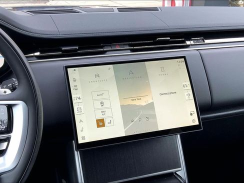 New 2026 Land Rover Range Rover SE AWD/4WD image 6