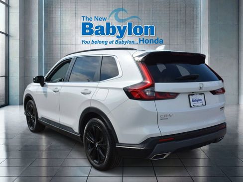 Used 2023 Honda CR-V Sport Touring image 3
