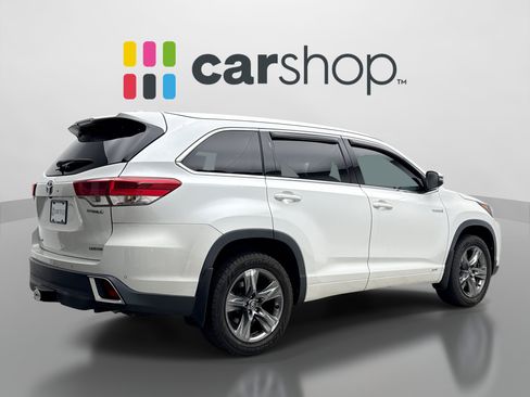 Used 2017 Toyota Highlander Limited Platinum AWD/4WD image 5