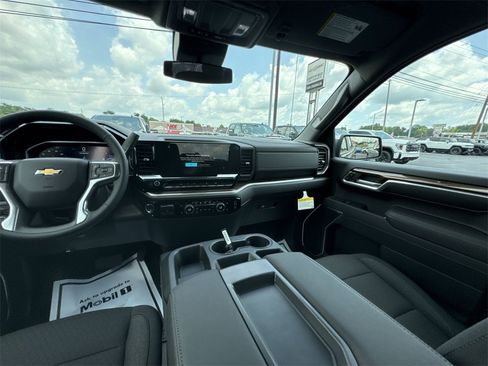 New 2026 Chevrolet Silverado 1500 LT image 10