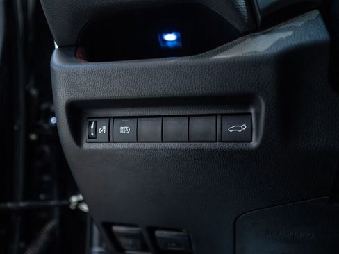 Certified 2021 Toyota RAV4 Limited FWD image 24