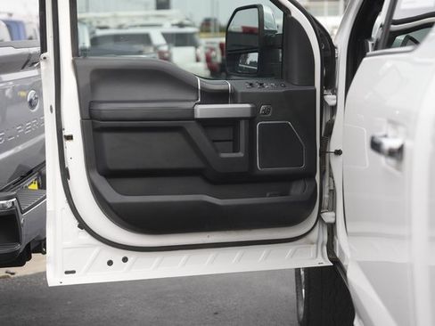 Used 2019 Ford F250 Platinum w/ Platinum Ultimate Package image 30