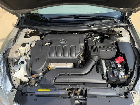 Used 2010 Nissan Altima 2.5 SL w/ SL Pkg FWD image 29