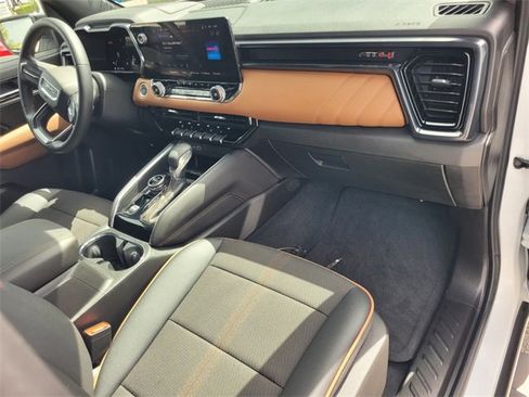 New 2025 GMC Canyon AT4 image 14