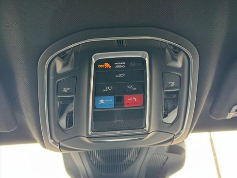 New 2026 Dodge Charger R/T AWD/4WD image 18