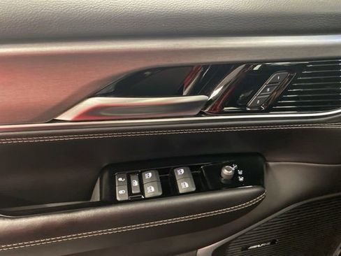 Used 2023 Jeep Wagoneer Series II image 23