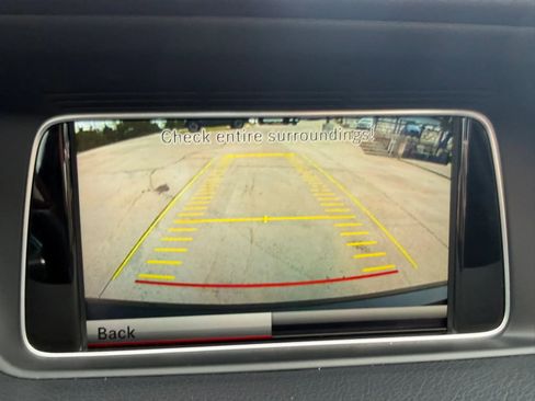 Used 2014 Mercedes-Benz E 350 4MATIC Sedan image 26