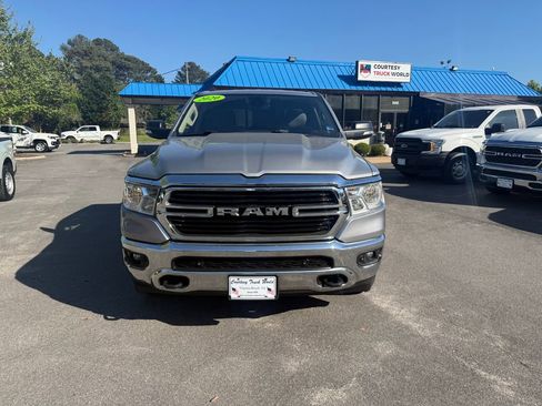 Used 2020 RAM 1500 Big Horn AWD/4WD image 2
