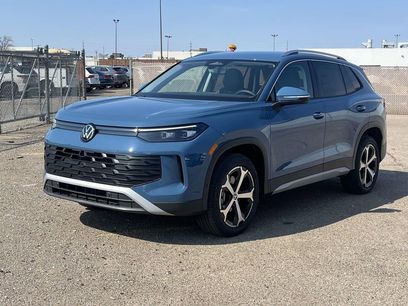 New 2026 Volkswagen Tiguan SE