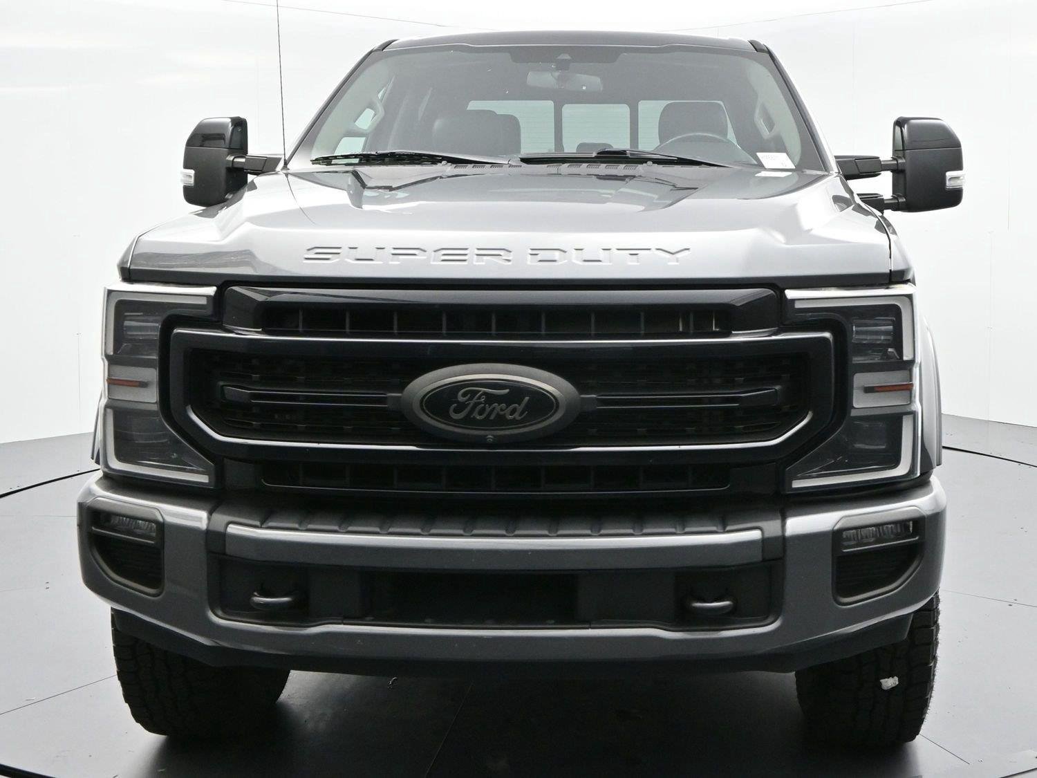 Used 2021 Ford F350 4x4 Crew Cab Super Duty image 2