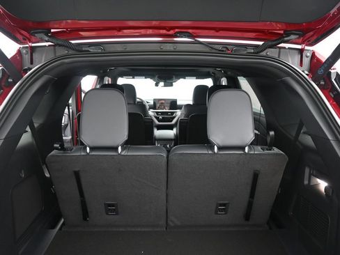 New 2026 Ford Explorer ST-Line w/ ST-Line Street Pack AWD/4WD image 24