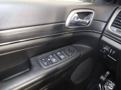 Used 2020 Jeep Grand Cherokee Limited X image 35