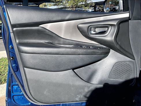 Used 2019 Nissan Murano S FWD image 22