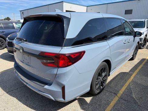 Used 2025 Honda Odyssey Sport-L image 2
