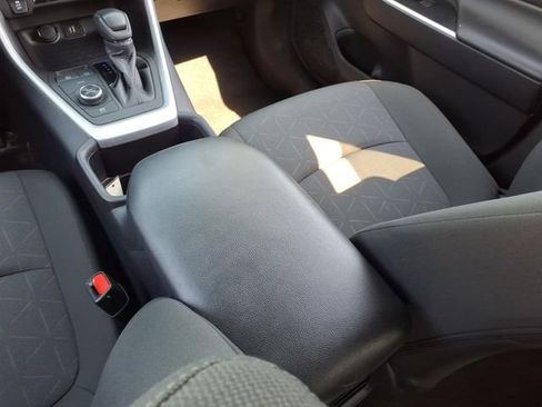 Certified 2025 Toyota RAV4 XLE image 15