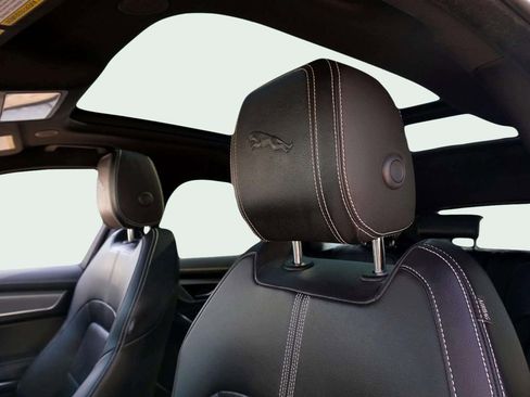 Used 2024 Jaguar F-PACE R-Dynamic S image 19