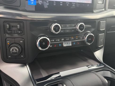 Used 2024 Ford F150 Platinum AWD/4WD image 39
