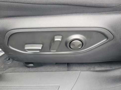 New 2026 Jeep Cherokee Laredo image 17