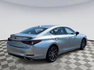 Used 2025 Lexus ES 350 w/ Premium Package FWD video 2