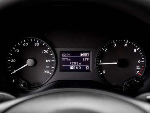 Used 2017 Mercedes-Benz Metris Passenger w/ Driver Efficiency Package image 13