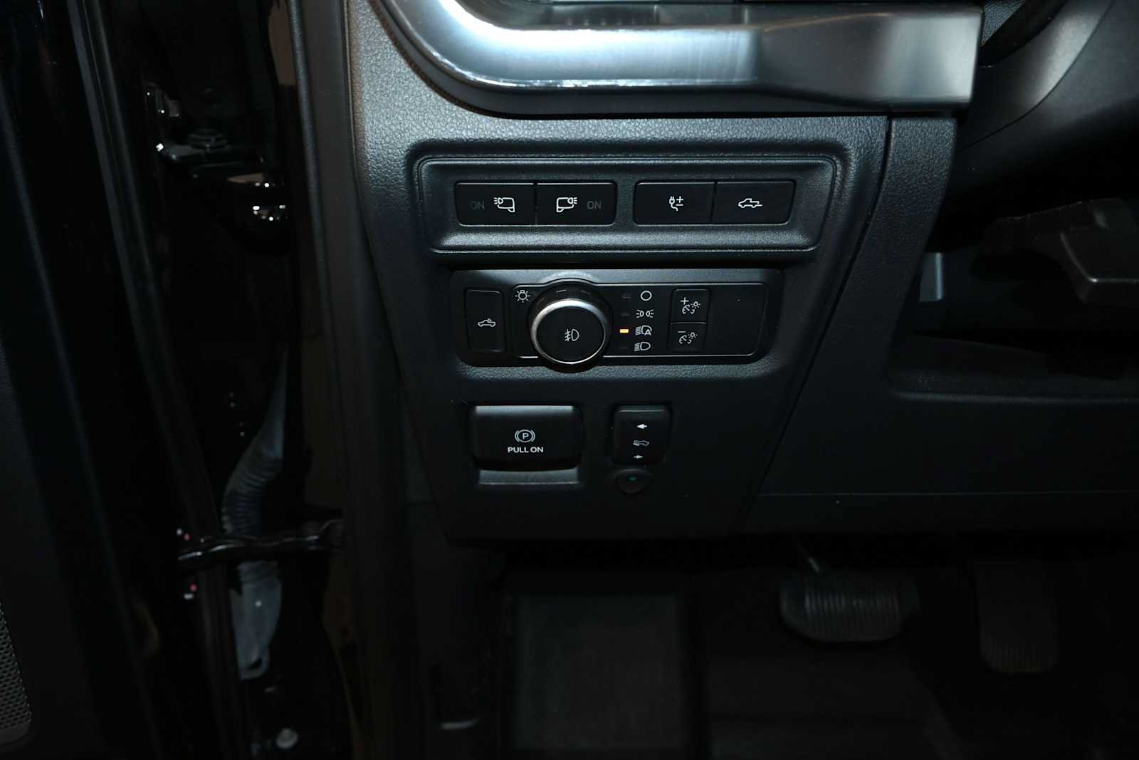 Used 2021 Ford F150 Lariat AWD/4WD image 18