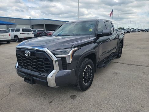 Used 2026 Toyota Tundra SR5 w/ TRD Off-Road Premium Package AWD/4WD image 3