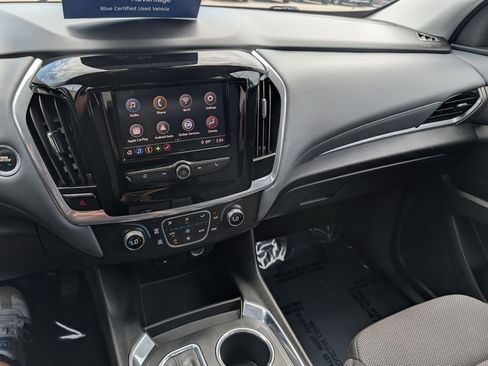Used 2020 Chevrolet Traverse LT FWD image 29