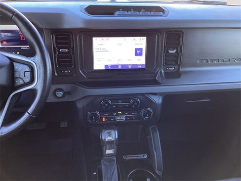Used 2022 Ford Bronco Big Bend image 11