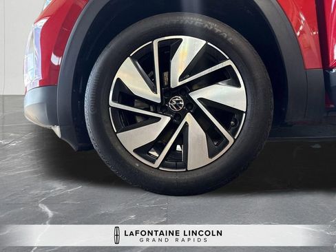 Used 2024 Volkswagen Atlas SEL AWD/4WD image 34