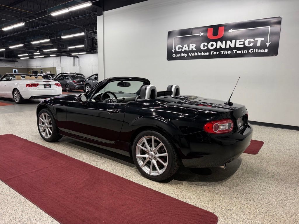 Used 2012 MAZDA MX-5 Miata Grand Touring w/ Premium Pkg RWD image 13