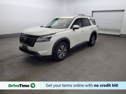 Used 2022 Nissan Pathfinder SL w/ SL Black Package AWD/4WD image 1