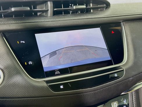 Used 2022 Cadillac XT5 Premium Luxury image 10