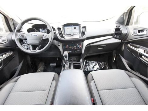 Certified 2019 Ford Escape SE image 8