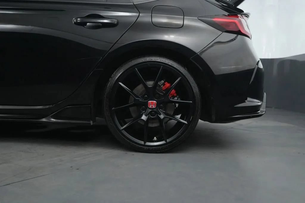 Used 2024 Honda Civic Type R image 13