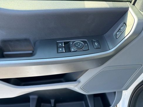 Used 2024 Ford F550 4x4 Regular Cab Super Duty w/ XLT Value Package image 13