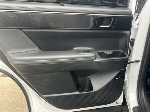 Certified 2024 Hyundai Santa Fe Calligraphy AWD/4WD image 17