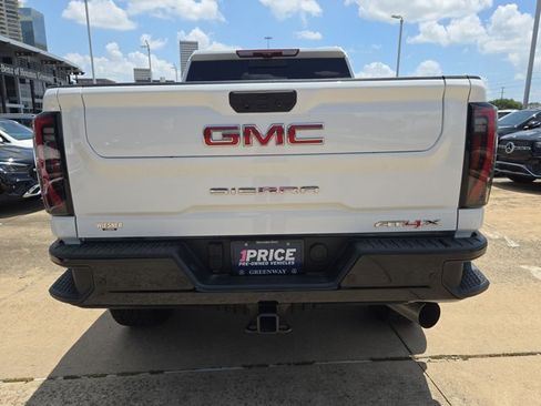 Used 2026 GMC Sierra 2500 AT4X AWD/4WD image 6