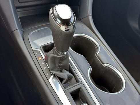Used 2021 Chevrolet Equinox LT FWD image 26