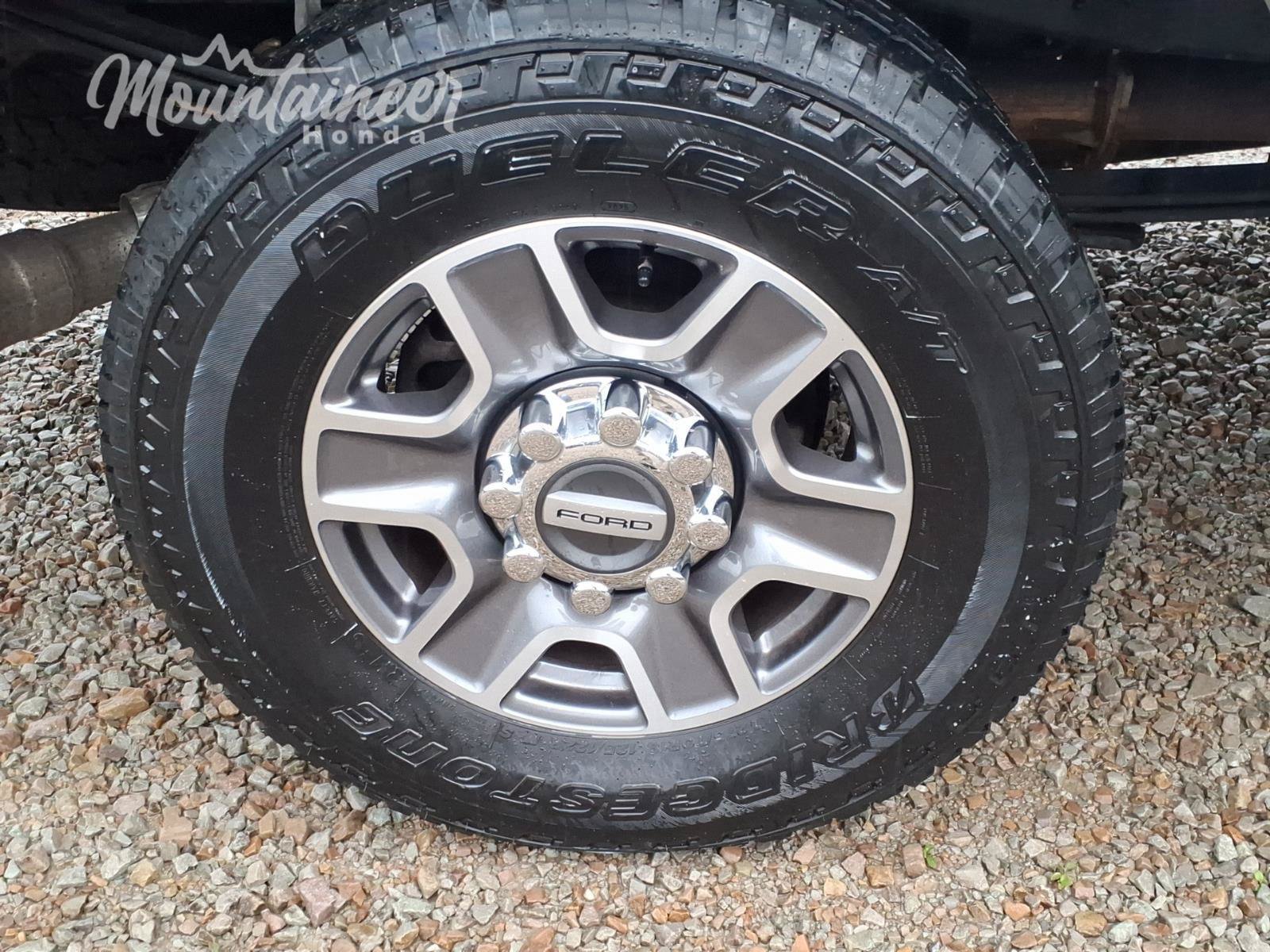 Used 2026 Ford F250 Lariat AWD/4WD image 13