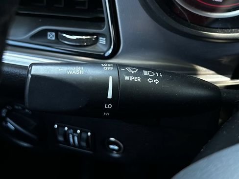 Used 2020 Dodge Challenger SXT RWD image 21