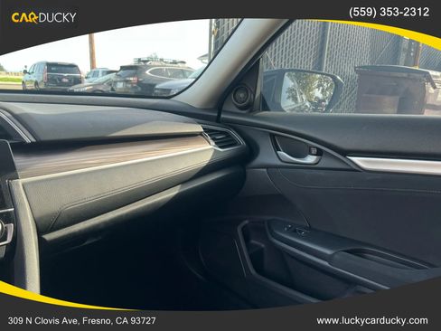 Used 2020 Honda Civic EX image 18