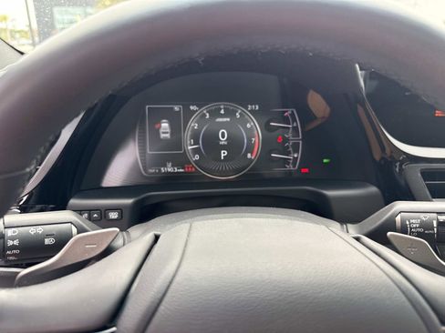 Used 2025 Lexus ES 350 w/ Premium Package FWD image 29