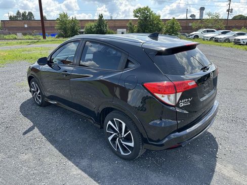 Used 2020 Honda HR-V Sport image 6