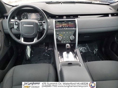 Used 2020 Land Rover Discovery Sport image 21