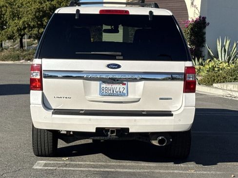 Used 2017 Ford Expedition Limited w/ Equipment Group 301A image 5