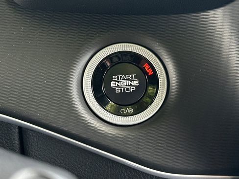 New 2026 Jeep Grand Cherokee Laredo X RWD image 20