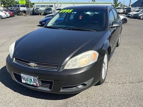 Used 2009 Chevrolet Impala LTZ FWD image 9